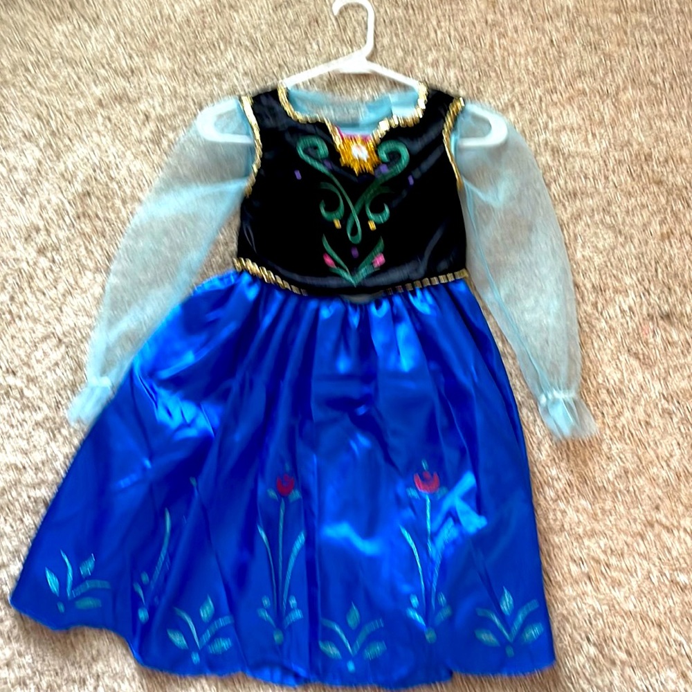 Cute Anna frozen Costume dress.